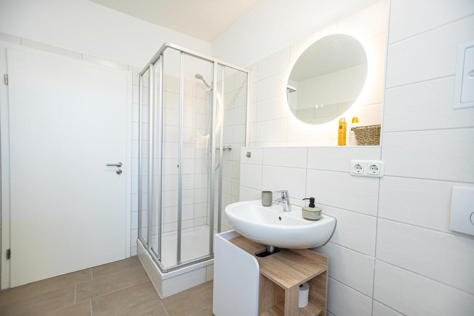 Blossfeld-Apartments Geraeumige Stadtoase Mitten Im Zentrum Mit 3 Schlafzimmern, Gratis Parkplatz, W-Lan, Netflix เยนา ภายนอก รูปภาพ